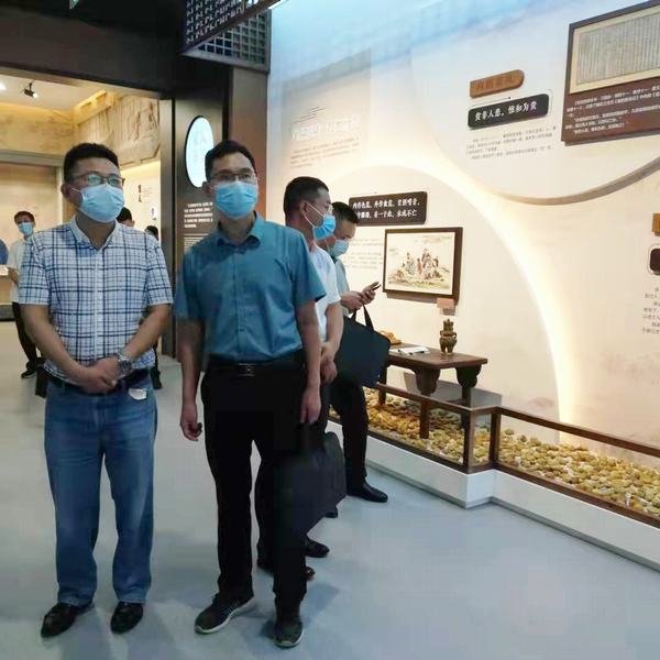 公司領導到四川天府家風館參觀學習