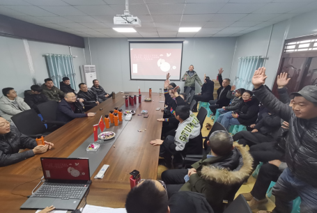 自貢市小井溝水利工程支渠項目部開展“慶元旦、迎新年”活動