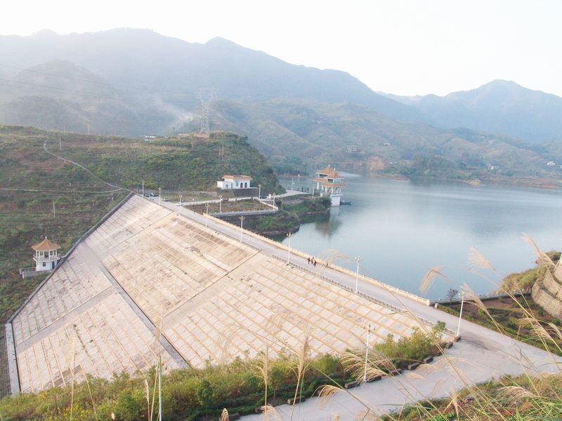 鄰水關門石水庫